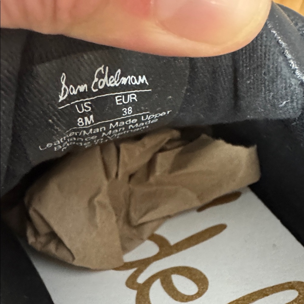 Sam Edelman Black Sneaker - Picture 4 of 8